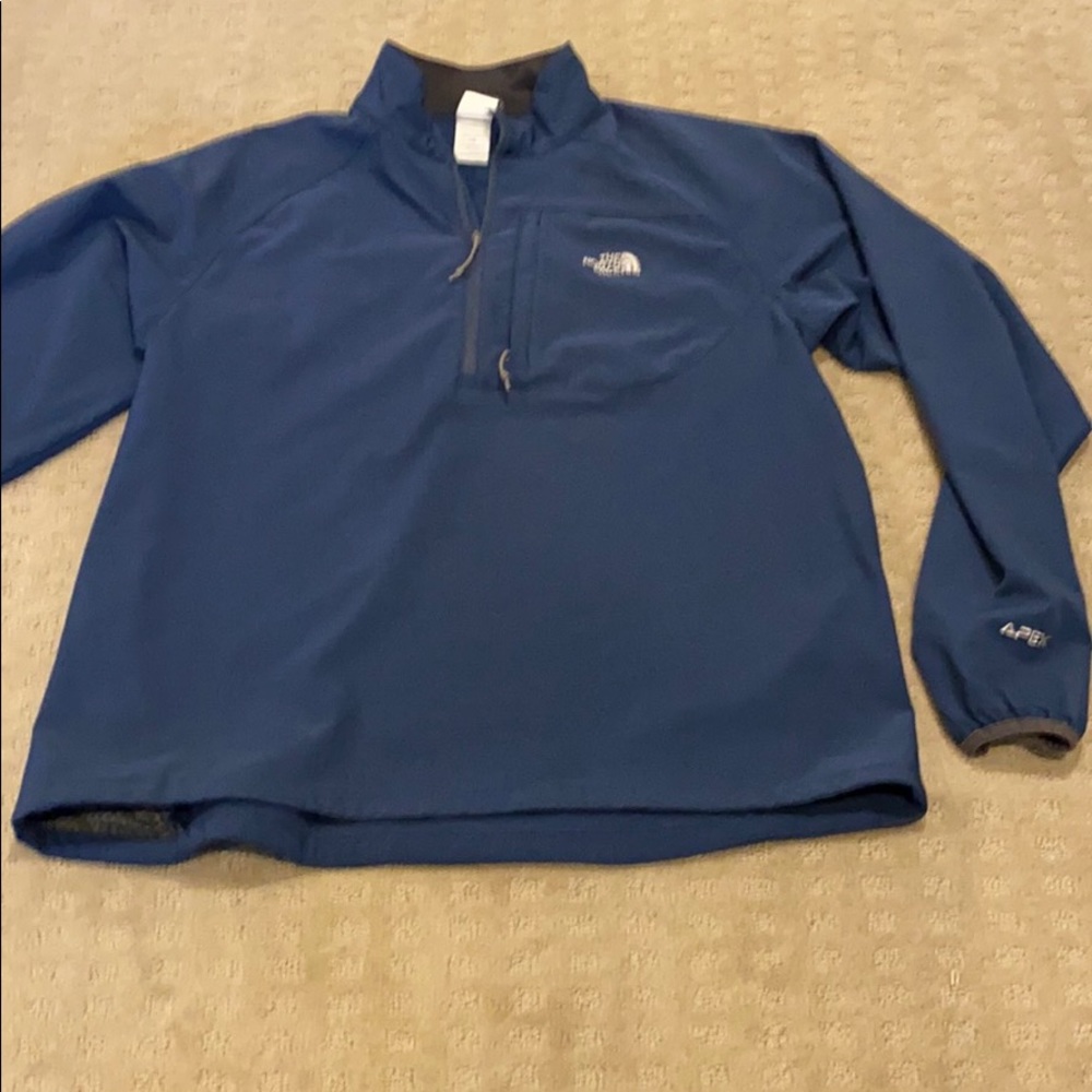 North Face pullover windbreaker (APEX)